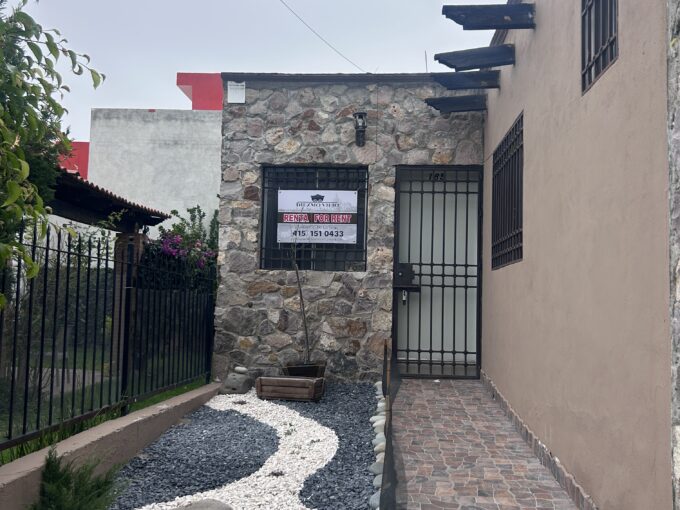 Casa en renta, las brisas